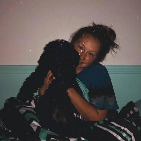 Meet your Posher, Alyvia - Picture 1 of 1